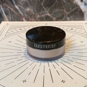 5 for $25 item 🌺 Mini Laura Mercier Translucent Loose Setting Powder